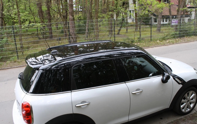 MINI Countryman cena 53900 przebieg: 146000, rok produkcji 2016 z Józefów małe 436